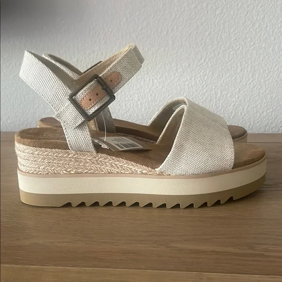 Toms Cream Chunky Platform Sandals - Picture 3 of 5